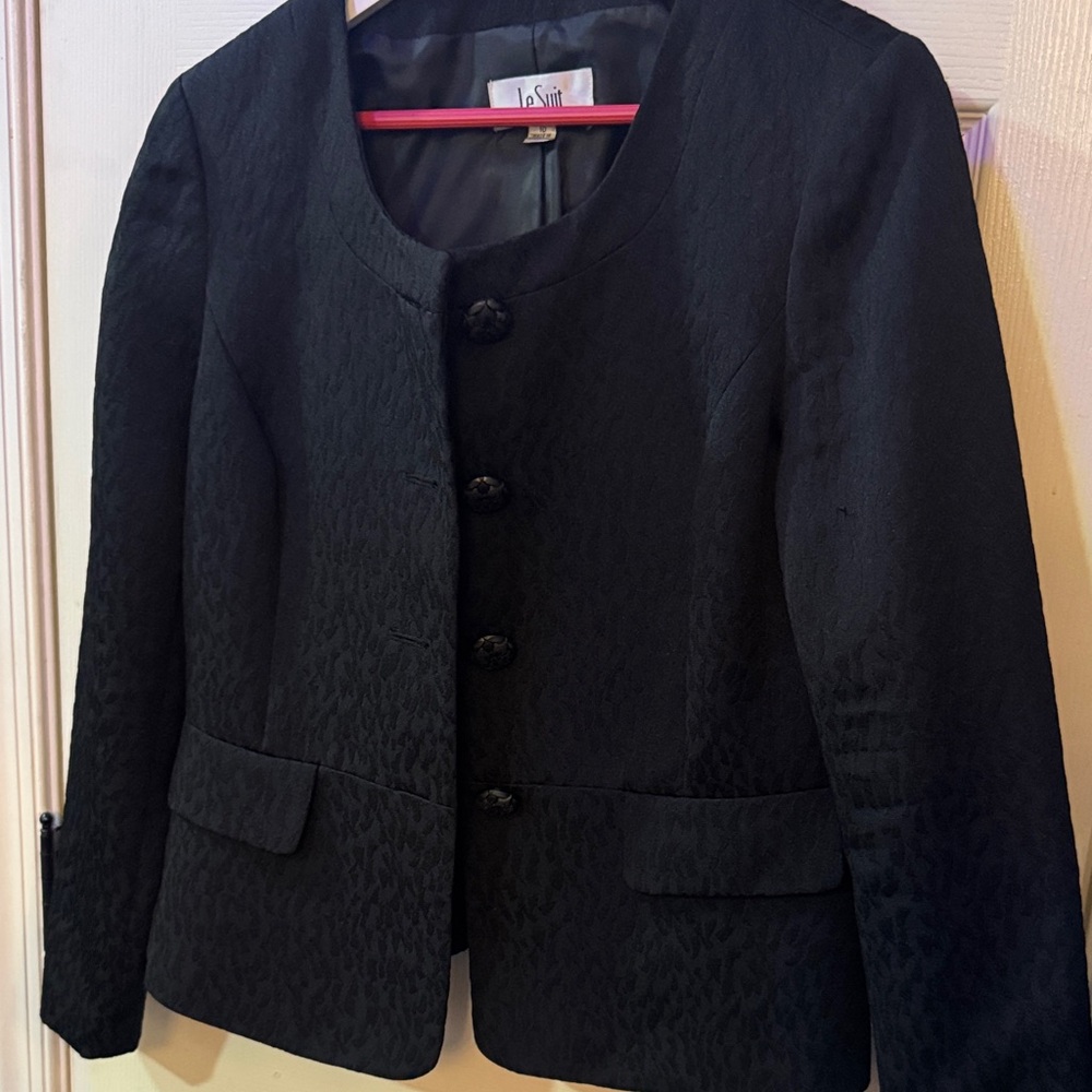 Le Suit Textured Black Women's Blazer skirt suit